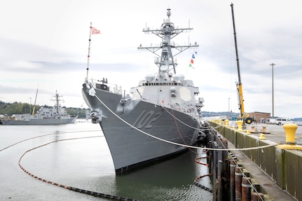 USS Sampson (DDG 102) at Naval Station Everett.