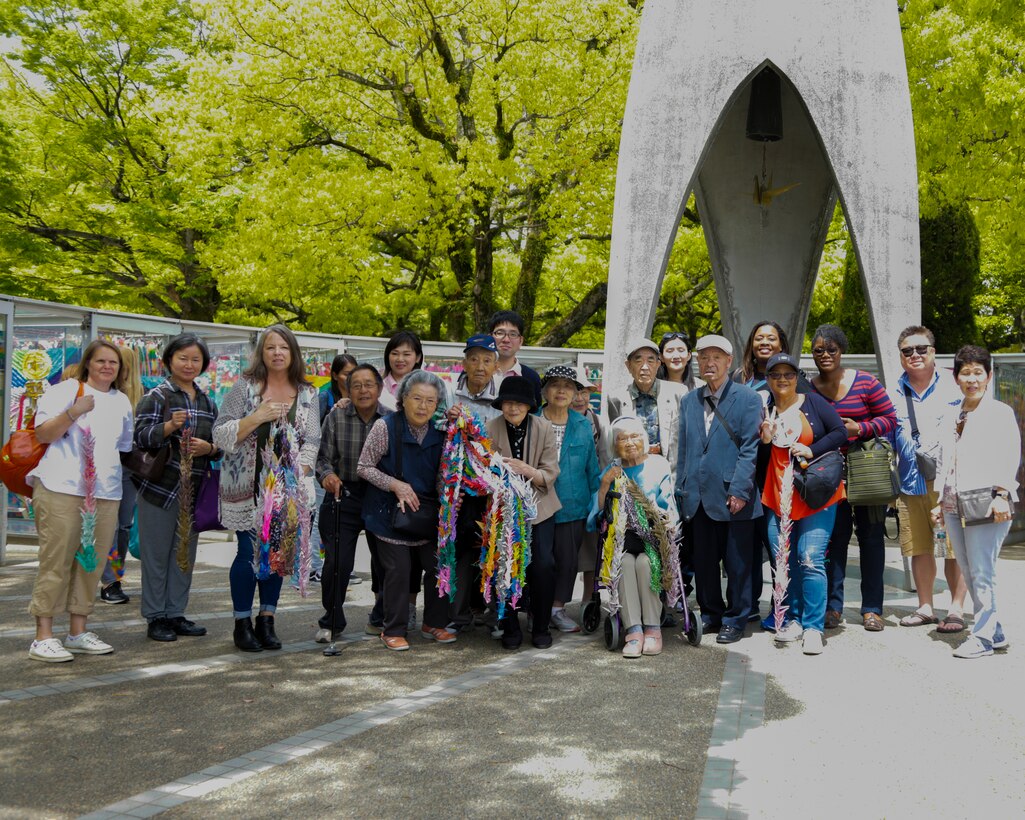 Americans learn Japanese history through Hiroshima Peace Park visit