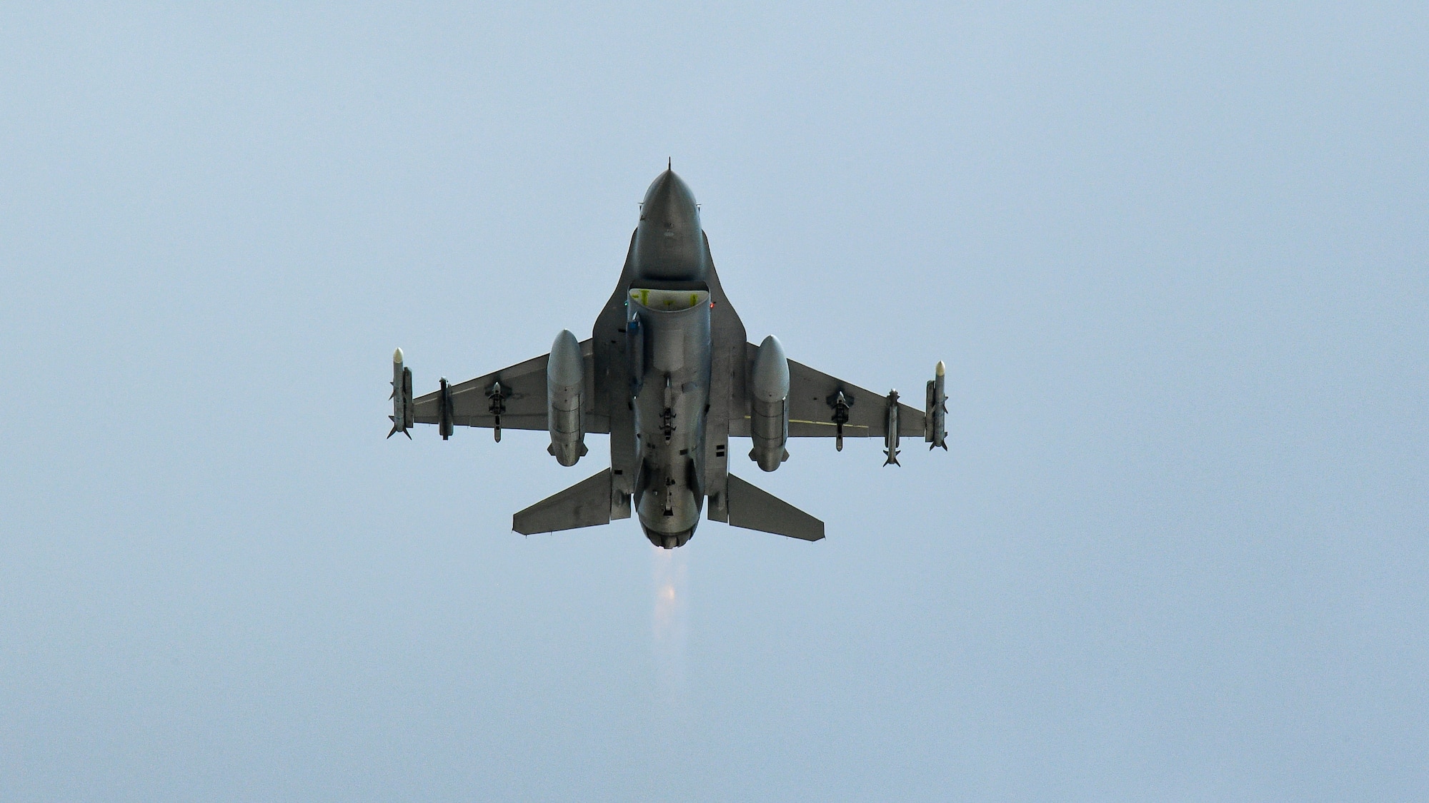 An F-16 takes off during a combat exercise at Hill Air Force Base, Utah, May 1, 2019. The active duty 388th Fighter Wing and Reserve 419th Fighter Wing, along with F-16 units from Holloman AFB, New Mexico, and Kunsan Air Base, Korea, conducted an integrated combat exercise where maintainers were tasked to continually provide ready aircraft and pilots took off in waves to simulate a large force engagement with enemy aircraft. (U.S. Air Force photo by R. Nial Bradshaw)