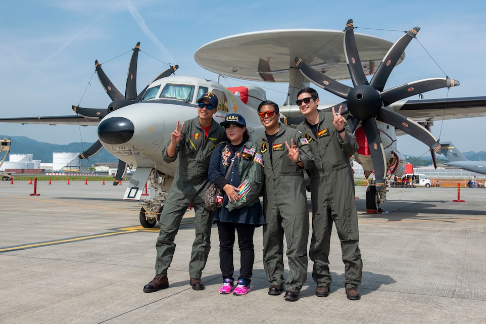 第43回海上自衛隊／米海兵隊岩国航空基地フレンドシップデー2019