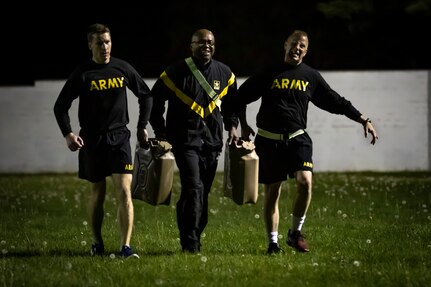 78th Training Division leaders make time for physical readiness