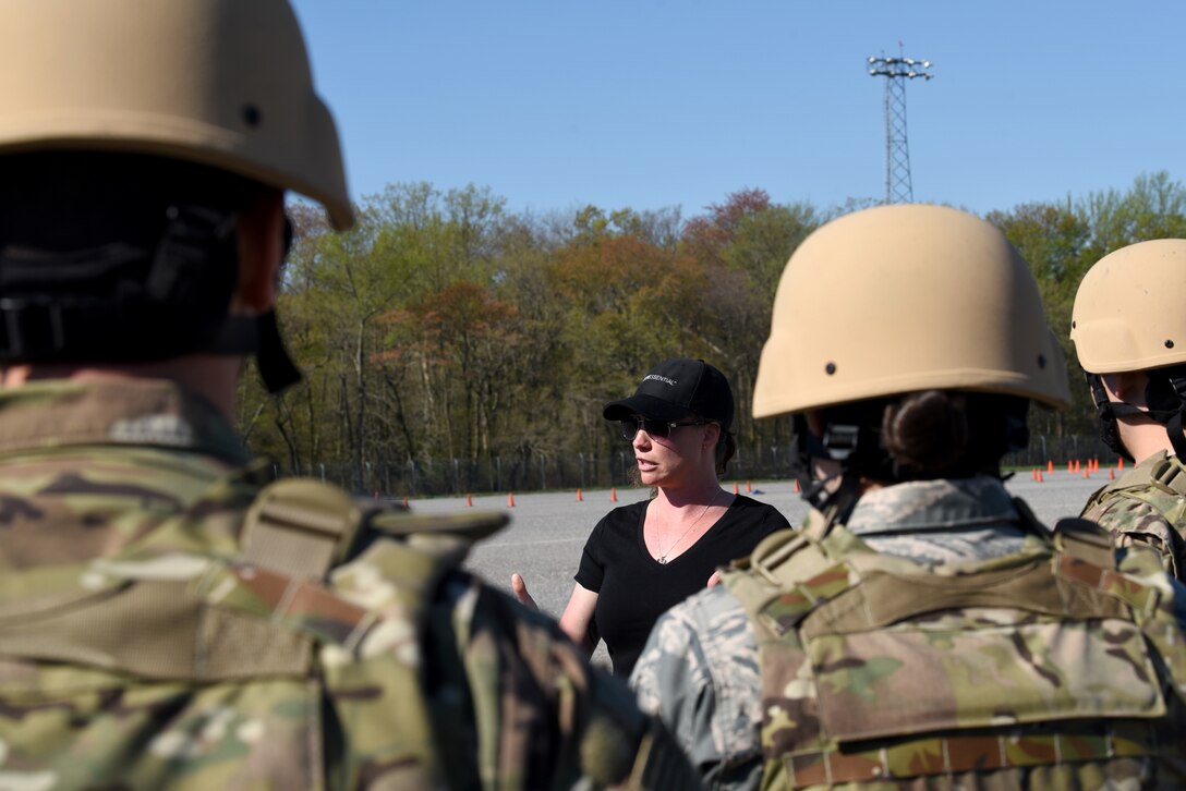 Students receive hands-on training before deploying as air advisors