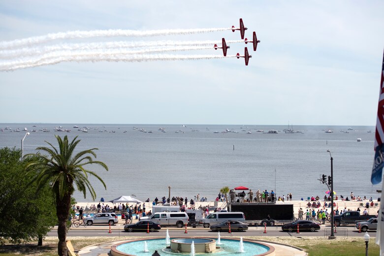 Team Aeroshell performs during the Keesler and Biloxi Air and Space Show in Biloxi, Mississippi, May 5, 2019. The U.S. Air Force Thunderbirds are headlining the Keesler and Biloxi Air Show May 4-5. Thunder Over the Sound is a unique, one-of-a-kind event where a base and its surrounding city jointly host an air show geographically separated. (U.S. Air Force photo by Airman 1st Class Kimberly L. Mueller)