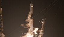 The Army Cost Efficient Spaceflight Research Experiments and Demonstrations, or ACES RED, Attitude Determination and Control System, or ADCS, Flyer launches to the International Space Station aboard the Falcon 9 SpaceX Commercial Resupply Services 17 mission from Cape Canaveral, Florida, May 4. ACES RED will be attached to the outside of the ISS to begin 12 months of data collection. (NASA photo by Kim Shiflett)