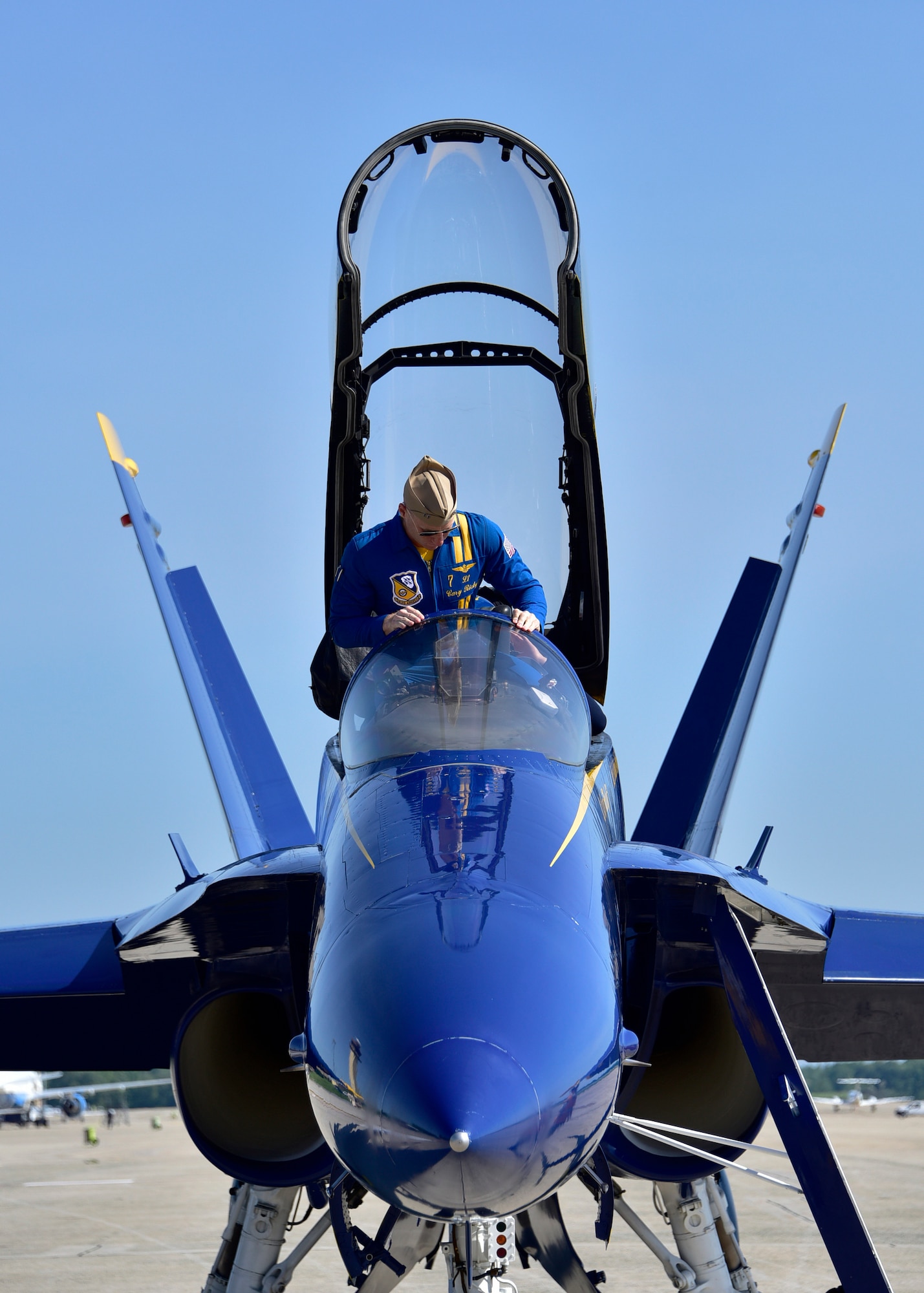 Blue Angels arrive