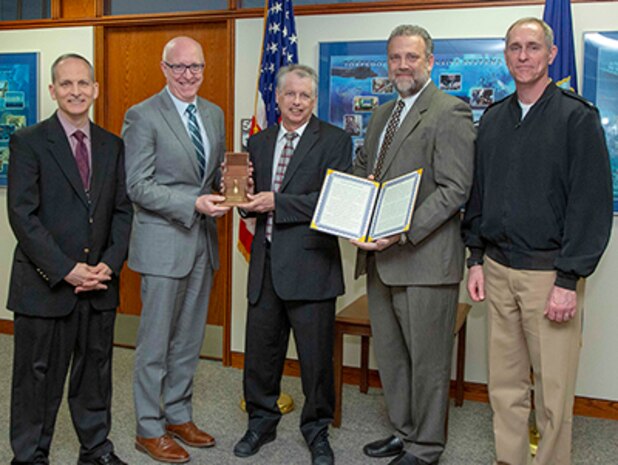 Dr. Andrew Hull receives Decibel Award for research in underwater acoustics