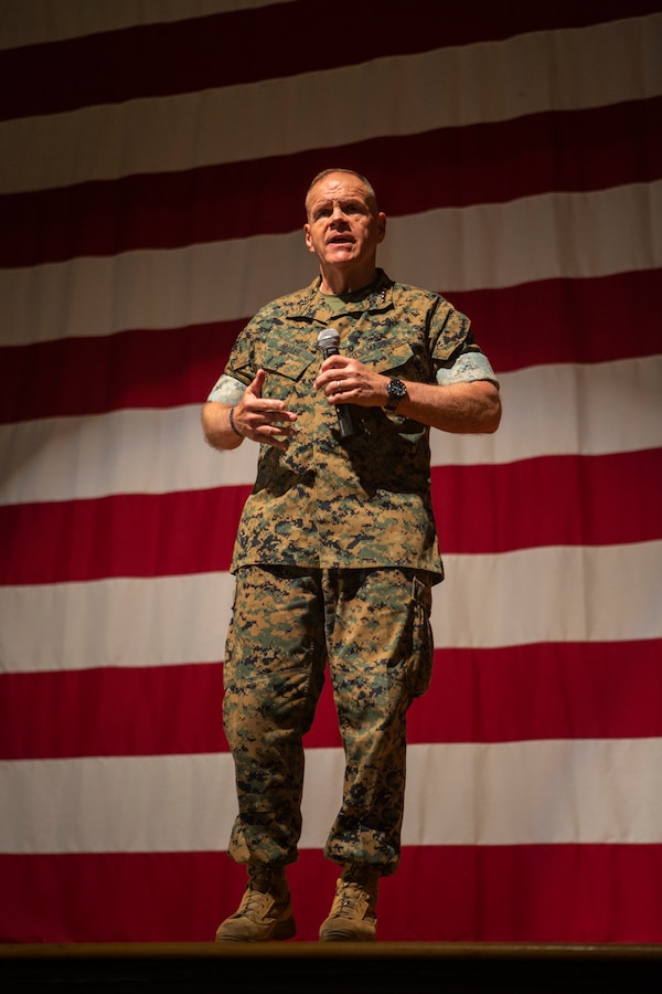 Gen. Robert B. Neller, Commandant of the Marine Corps, speaks to Marines during a town hall meeting at the Bob Hope Theater on Marine Corps Air Station Miramar, Calif., May 8. The town hall meeting gave personnel an opportunity to ask and have their questions answered by the Commandant of the Marine Corps in an open forum. (U.S. Marine Corps photo by Sgt. Becky Cleveland)