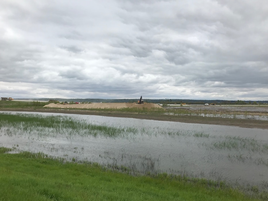 Image of USACE work in progress to repair levee L611-614 near Council Bluffs, Iowa, May 9, 2019.