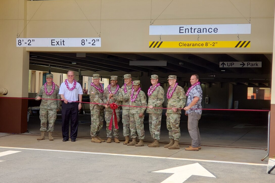 SCHOFIELD BARRACKS, Hawaii (April 24, 2019) -- Honolulu District‘s Tom Crump, military branch chief (second from left) provided remarks and participated in the ribbon cutting and grand opening ceremonies for the U.S. Army Health Clinic Schofield Barracks’ new 181,000 sq. ft. parking garage. After the ceremonies, the five-level, $26 million Corps-built facility welcomed the first vehicles via the McCornack Road entrance. The garage, constructed by Swinerton Builders, adds 429 standard and 19 handicap parking spaces to the Schofield Barracks Health Clinic campus.
