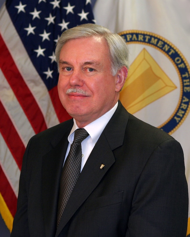 Lloyd C Caldwell, P.E. Senior Executive Service
Director of Military Programs US Army Corps of Engineers