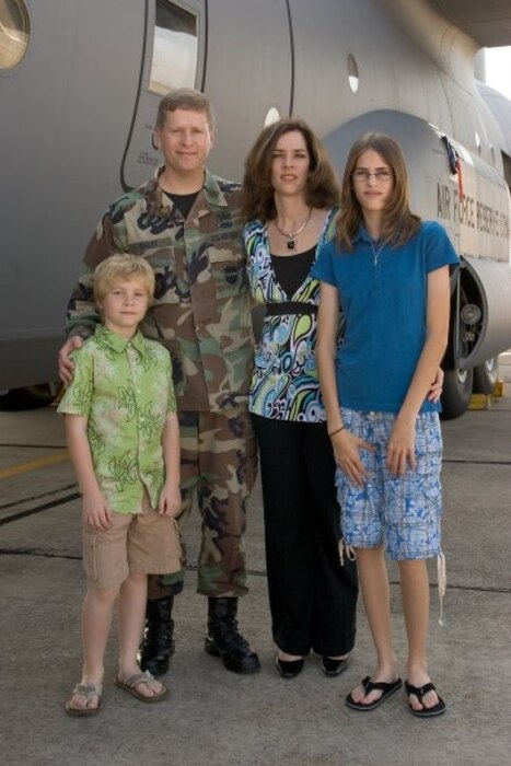 (The Kelley family during then Maj. Kelly Bailey’s assumption of command for the 403rd Aircraft Maintenance Squadron in 2008. Photo courtesy of Mrs. Lynne Bailey)