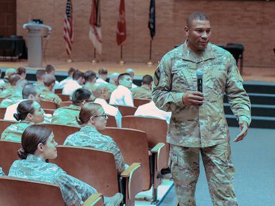 Maj. Gen. Patrick D. Sargent, commander, U.S. Army Medical Department Center and School, Health Readiness Center of Excellence, or AMEDDC&S HRCoE, at Joint Base San Antonio-Fort Sam Houston, addressed the 2019 Graduate School Research & Education Symposium audience at Holly Auditorium, University of Texas Health Science Center San Antonio May 7 and 8.