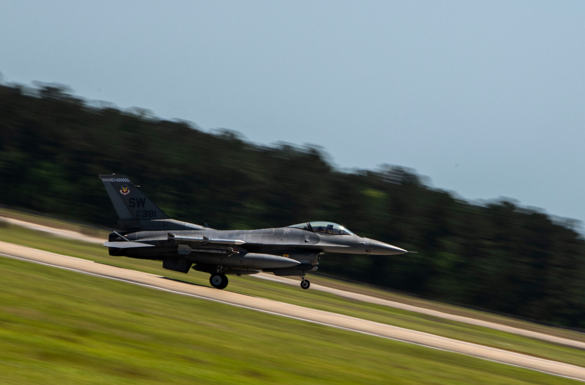An F-16CM Viper lands on the runway returning from a deployment to an undisclosed location in Southwest Asia to Shaw Air Force Base, S.C., April 30, 2019.