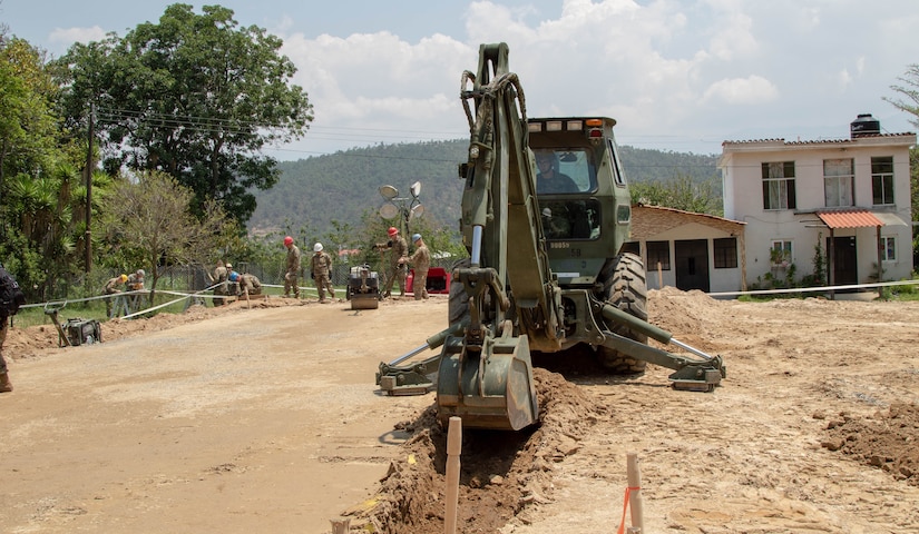 358th Engineer Company gains skills and builds relationships during exercise Beyond the Horizon 2019