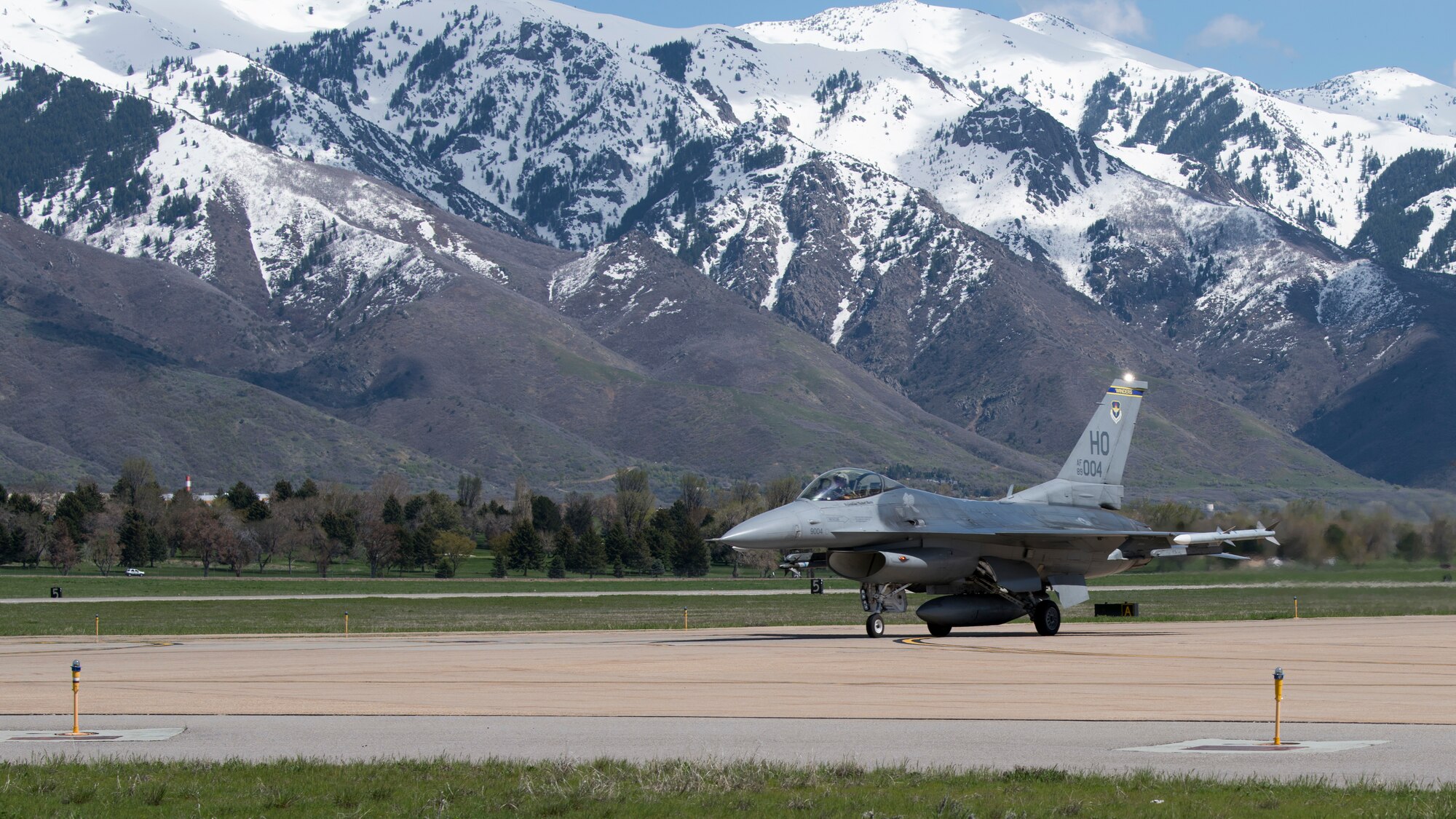 A 311th Fighter Squadron F-16 Viper taxis after landing, April 24, 2019, on Hill Air Force Base, Utah. Between April 22 and May 3, the 311th FS conducted 174 sorties in support of student pilot training and dissimilar air combat training with the F-35 Lightning II. (U.S. Air Force photo by Staff Sgt. BreeAnn Sachs)