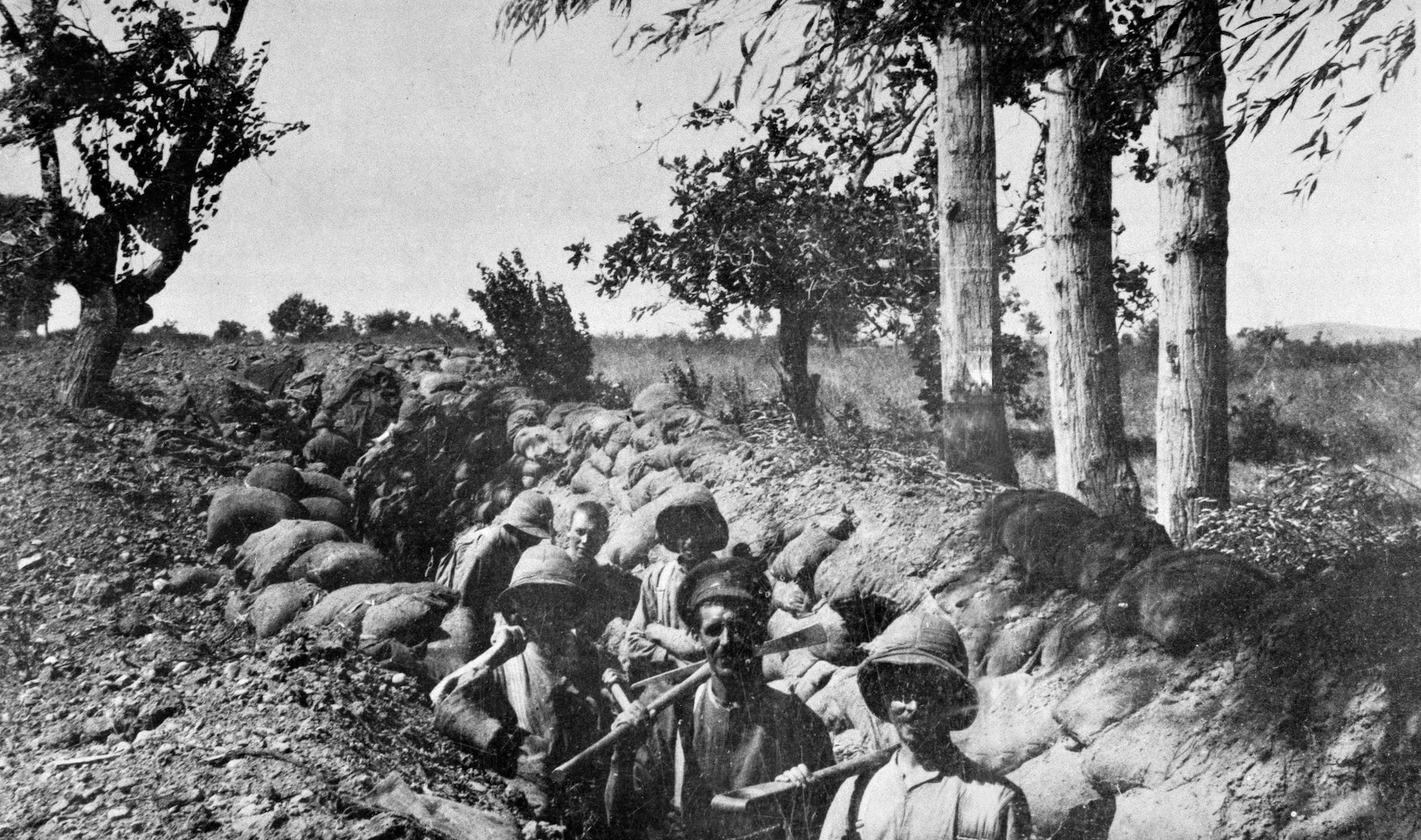 Allied soldiers dug in at Chocolate Hill, Suvla Bay, Gallipoli, August 6, 1915 (National Army Museum/Trooper O. Ward)