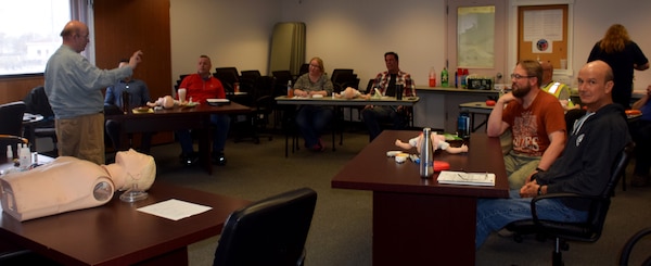 U.S. Army Corps of Engineers Buffalo District employees have been being trained for CPR, First Aid, and Naloxone (NARCAN), Buffalo, NY, May 3, 2019.