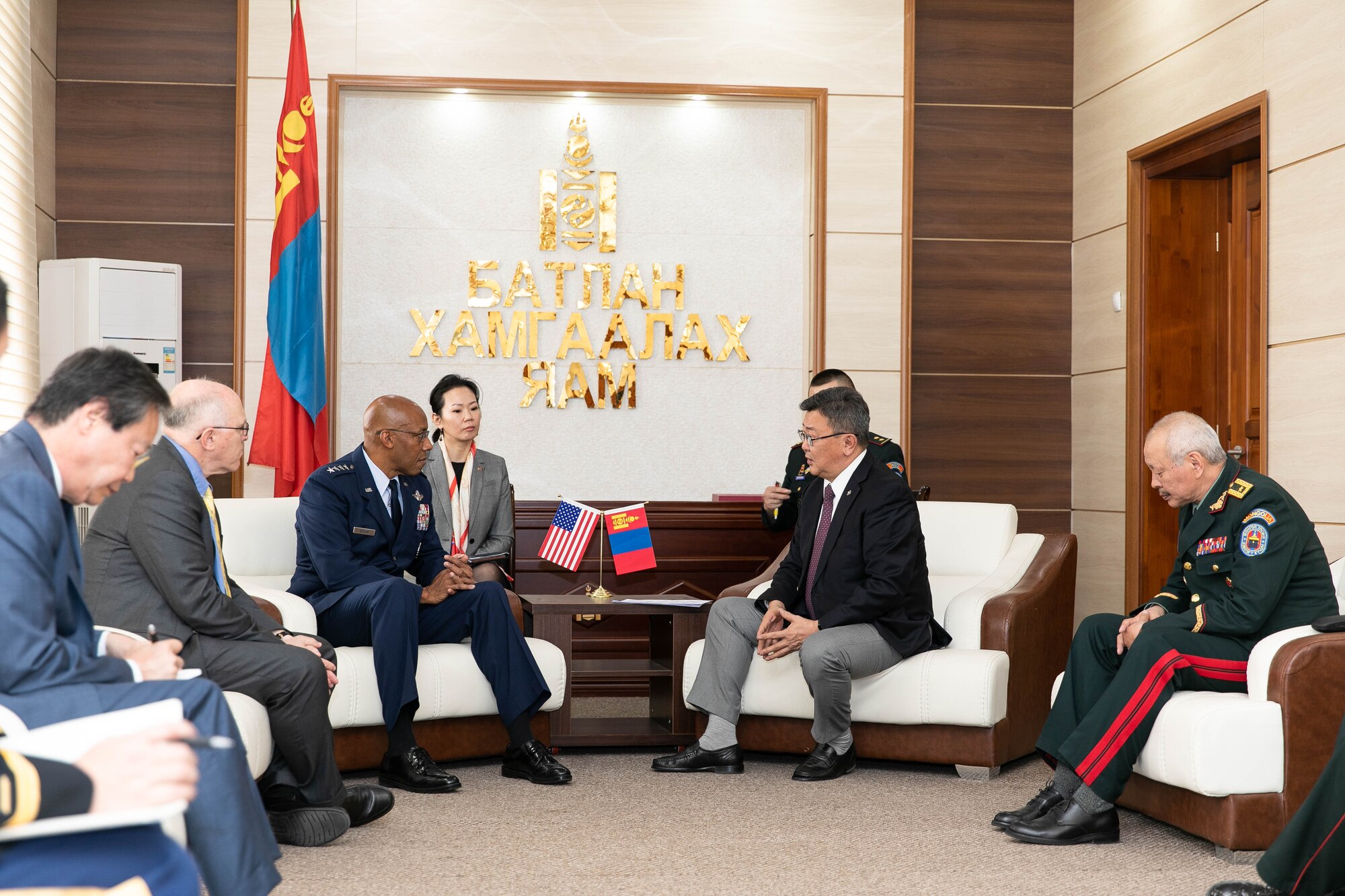 Defense Minister for Mongolia Enkhbold Nyamaa, welcomes Gen. CQ Brown, Jr., Pacific Air Forces commander, at the Ministry of Defense in Ulaanbaatar, Mongolia, May 14. In his first visit to the country, Brown met with senior leaders from Mongolia and the United States to seek opportunities to enhance cooperation and partnership with the Mongolian Air Force Command. (photo courtesy US Embassy)