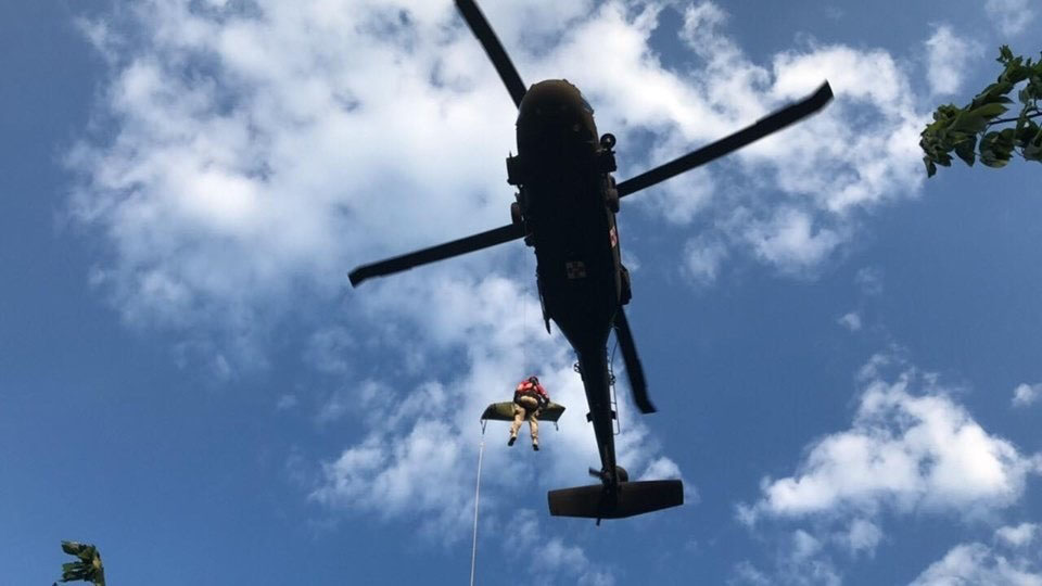 Kentucky Guard And Civilians Rescue Natural Bridge Hiker