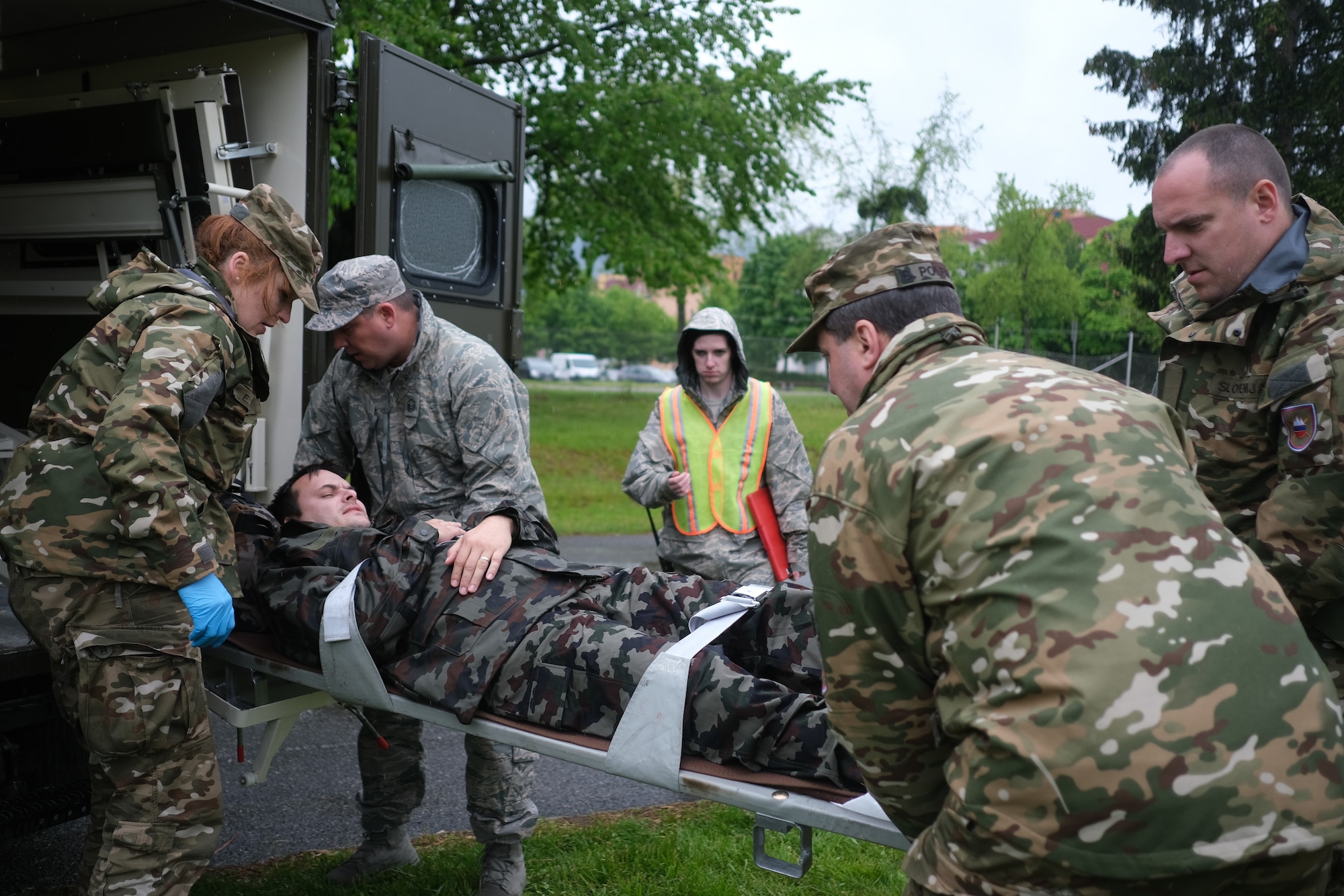 Reservists simulate mass casuality exercise