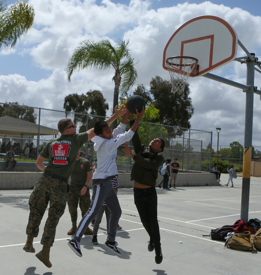 Marines with Marine Corps Air Station Miramar visited Challenger Middle School for a physical fitness challenge in San Diego, May 17, 2019. The Single Marine Program organized this event as a fun way to get kids on their feet and away from screens by testing their strength and endurance. (U.S. Marine Corps Photo By Cpl. Jesus Flores)