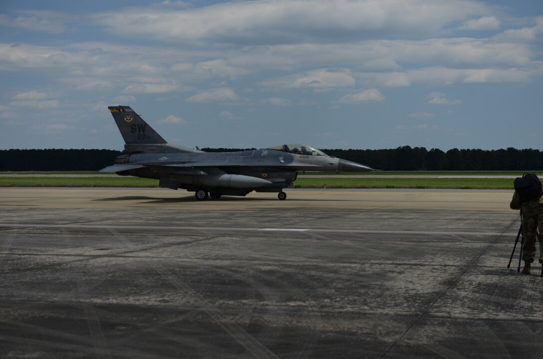 An F-16CM Viper taxies from the 79th Fighter Squadron “Tiger” ramp to a refueling and weapons loading area at Shaw Air Force Base, S.C., May 15, 2019.