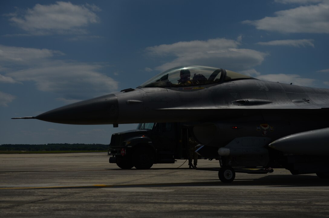 An F-16CM Viper taxies back to the 79th Fighter Squadron “Tiger” ramp; simulating an aircraft taxiing to the end of a runway from a combat mission at Shaw Air Force Base, S.C., May 15, 2019.