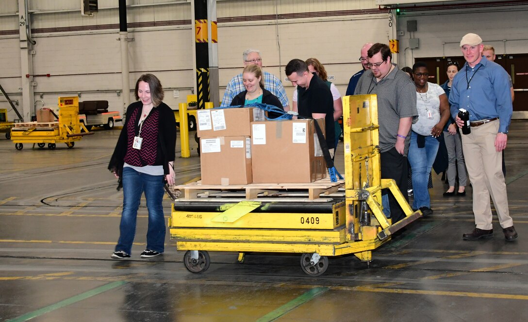 Land and Maritime team members visit DLA Distribution Susquehanna, Pennsylvania