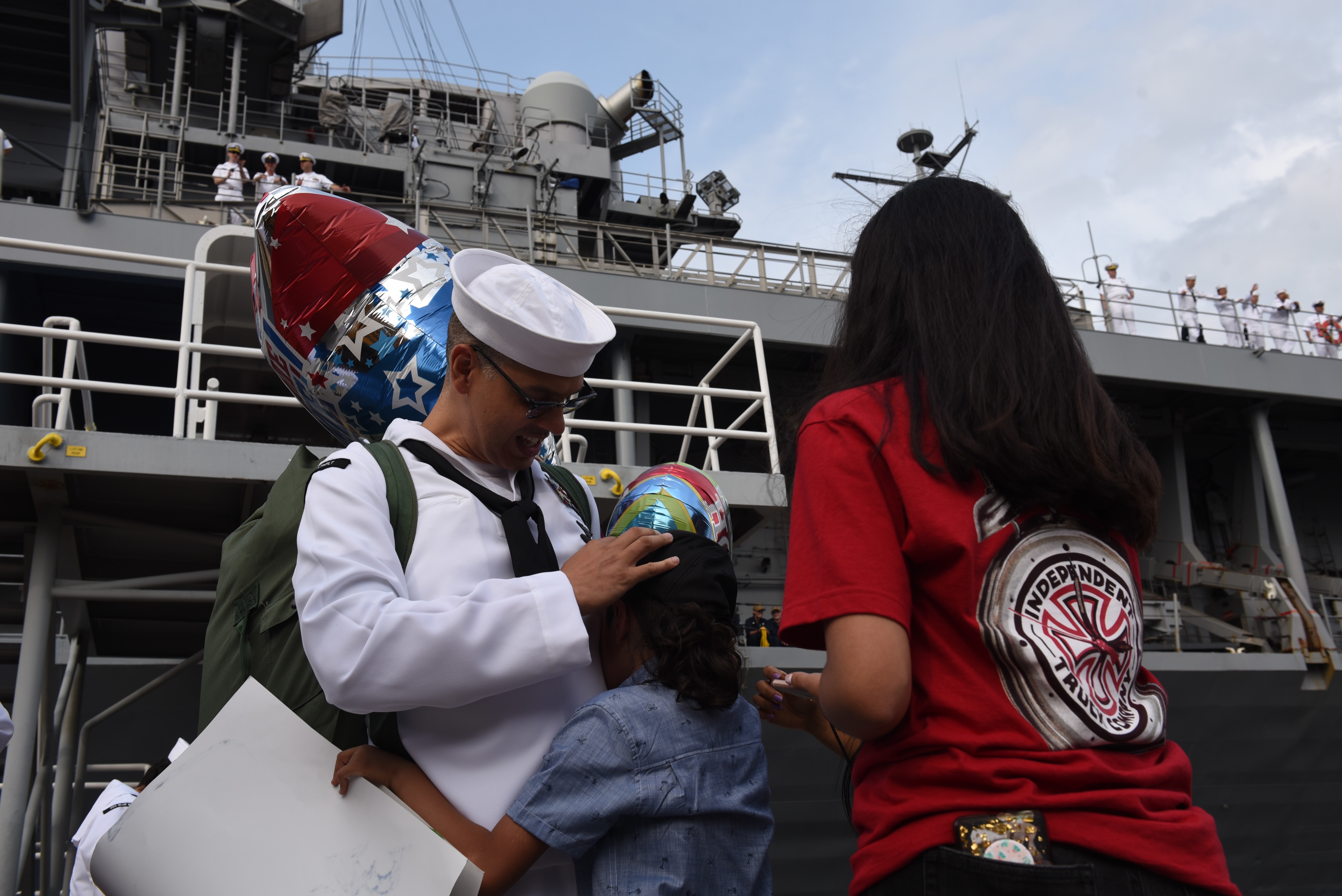 7th Fleet Flagship Strengthens Partnerships Throughout Indo-Pacific