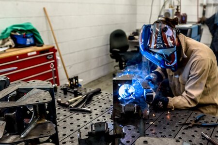 Welding workforce photo
