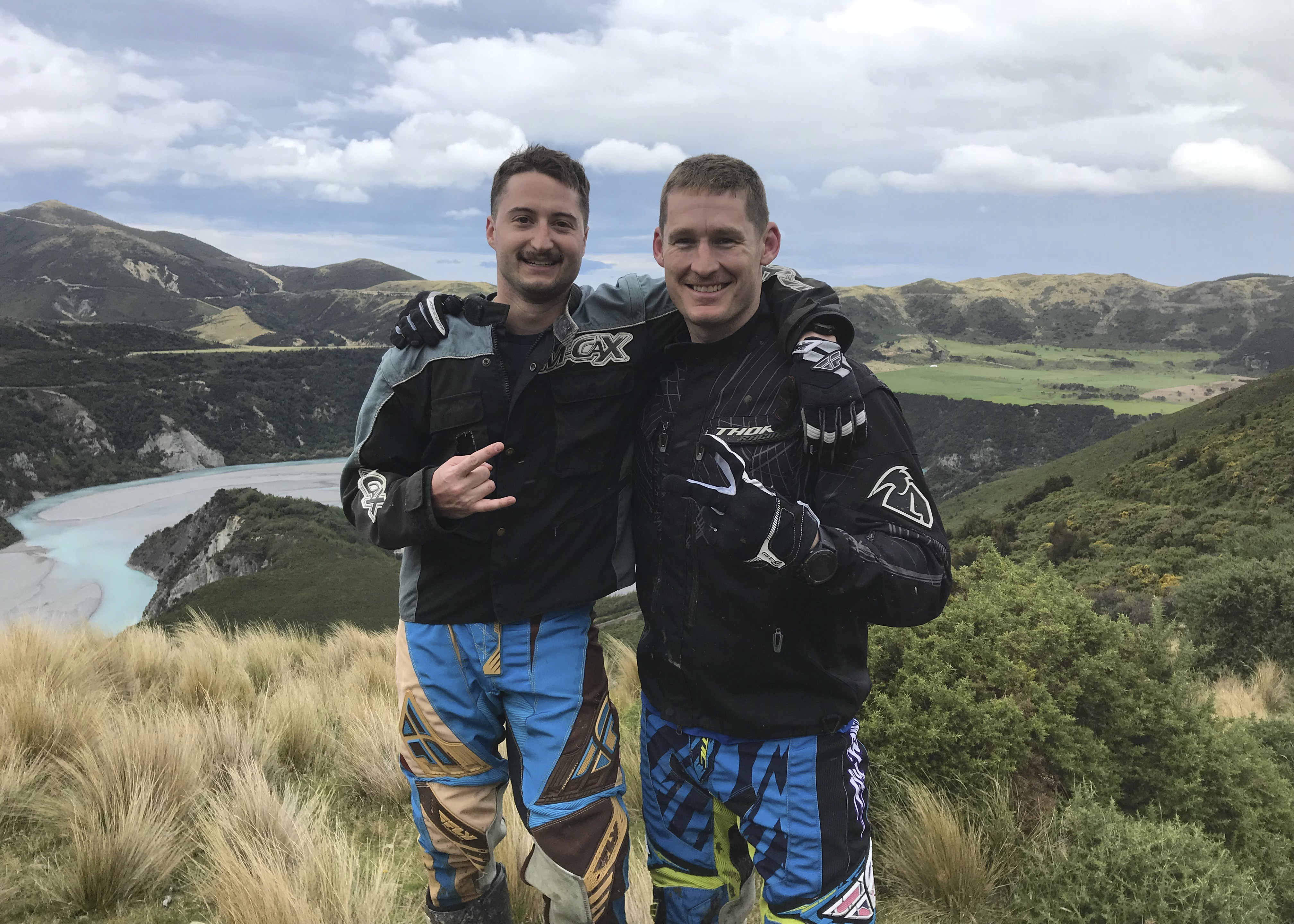 PACAF F-16 Demo Team pilot turns childhood dream into