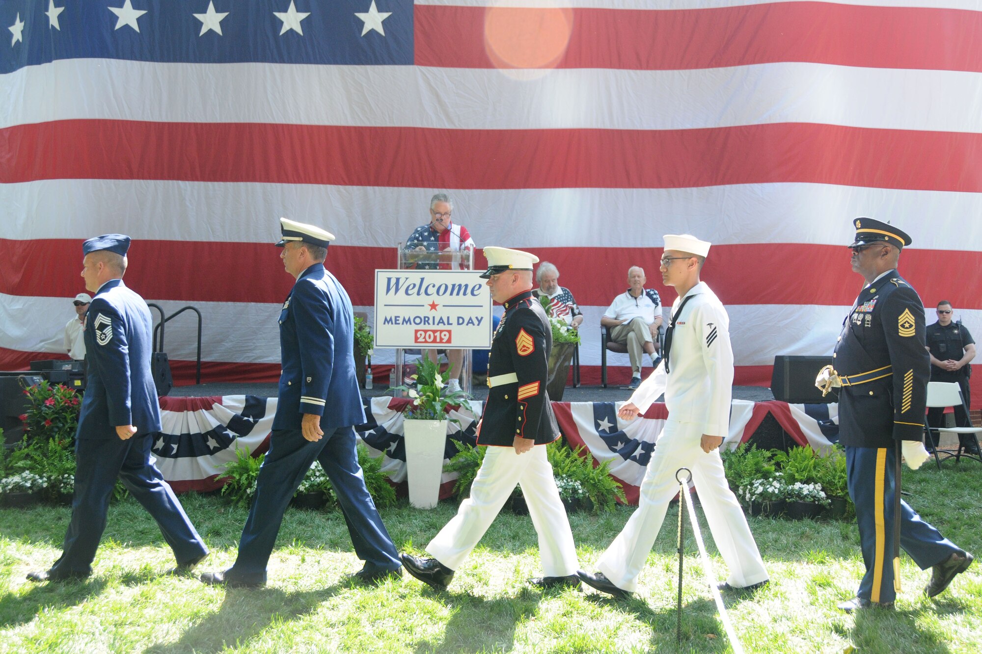 Dobbins chief represents Air Force in Memorial Day ceremony > Dobbins