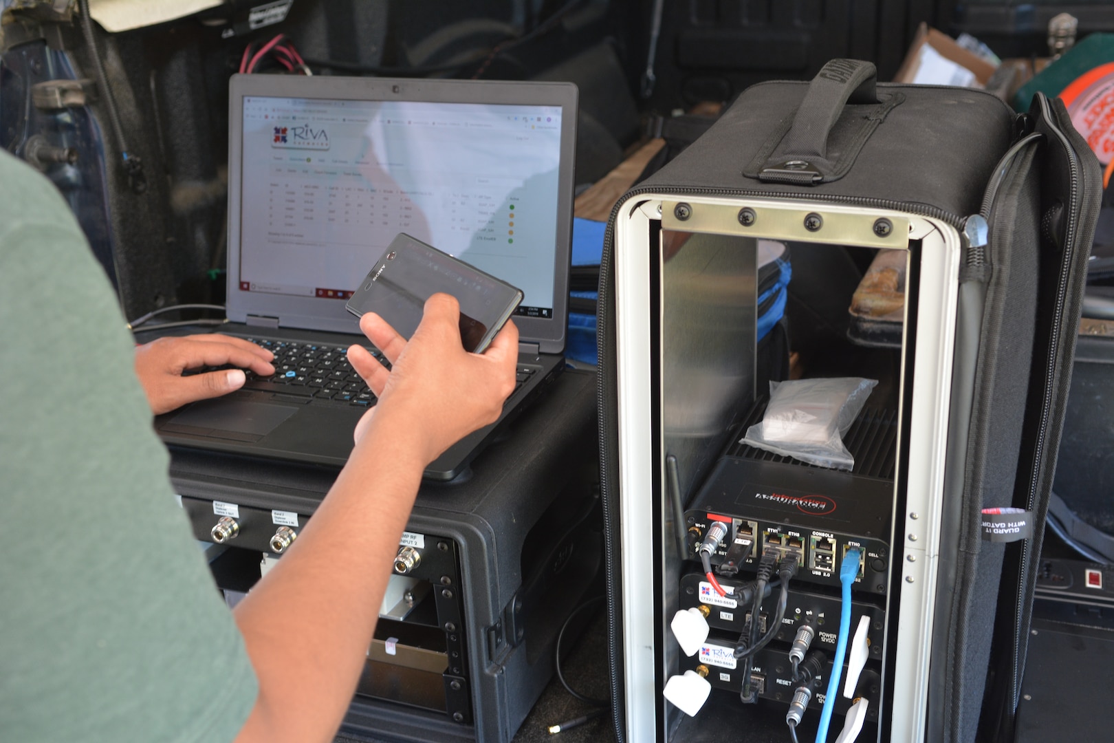 A DIA employee tests wireless telecommunications technologies at Joint Expeditionary Base Little Creek-Fort Story, Virginia, May 2, during Joint Innovation Battle Lab 2019.