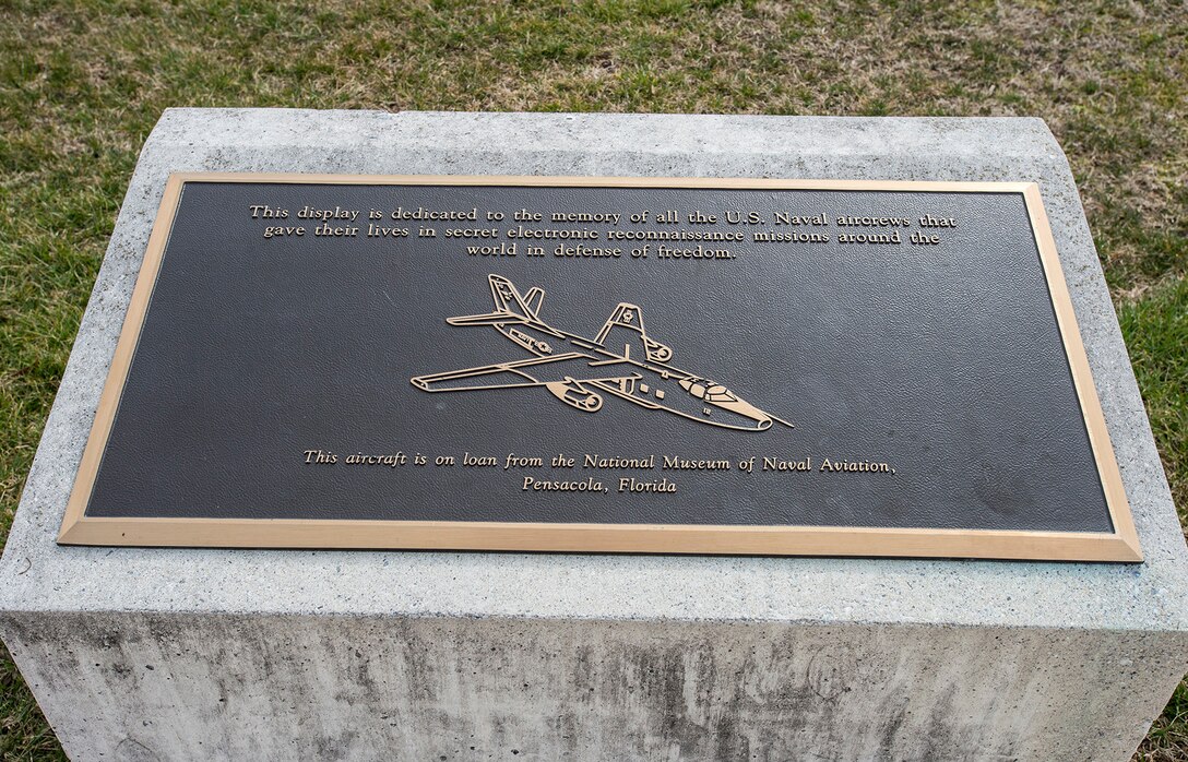 U.S. Naval Aircrews Dedication Plaque