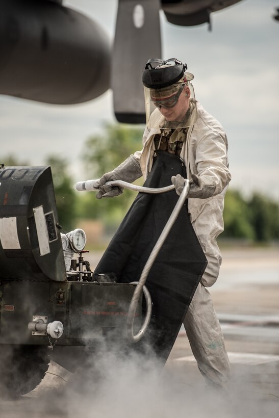 Senior Airman Sawyer Ezzell, a crew chief for the 123rd Maintenance Group, 123rd Airlift Wing, services the liquid oxygen system of a Kentucky Air National Guard C-130 Hercules aircraft at Aviano Air Base, Italy, on May 15, 2019, as part of Immediate Response 2019. The annual exercise is focused on allied airborne forces’ ability to quickly and effectively respond to crisis situations as an interoperable, multi-national team. (U.S. Air National Guard photo by Staff Sgt. Joshua Horton), services the liquid oxygen system of a Kentucky Air National Guard C-130 Hercules aircraft at Aviano Air Base, Italy, on May 15, 2019, as part of Immediate Response 2019. The annual exercise is focused on allied airborne forces’ ability to quickly and effectively respond to crisis situations as an interoperable, multinational team. (U.S. Air National Guard photo by Staff Sgt. Joshua Horton)