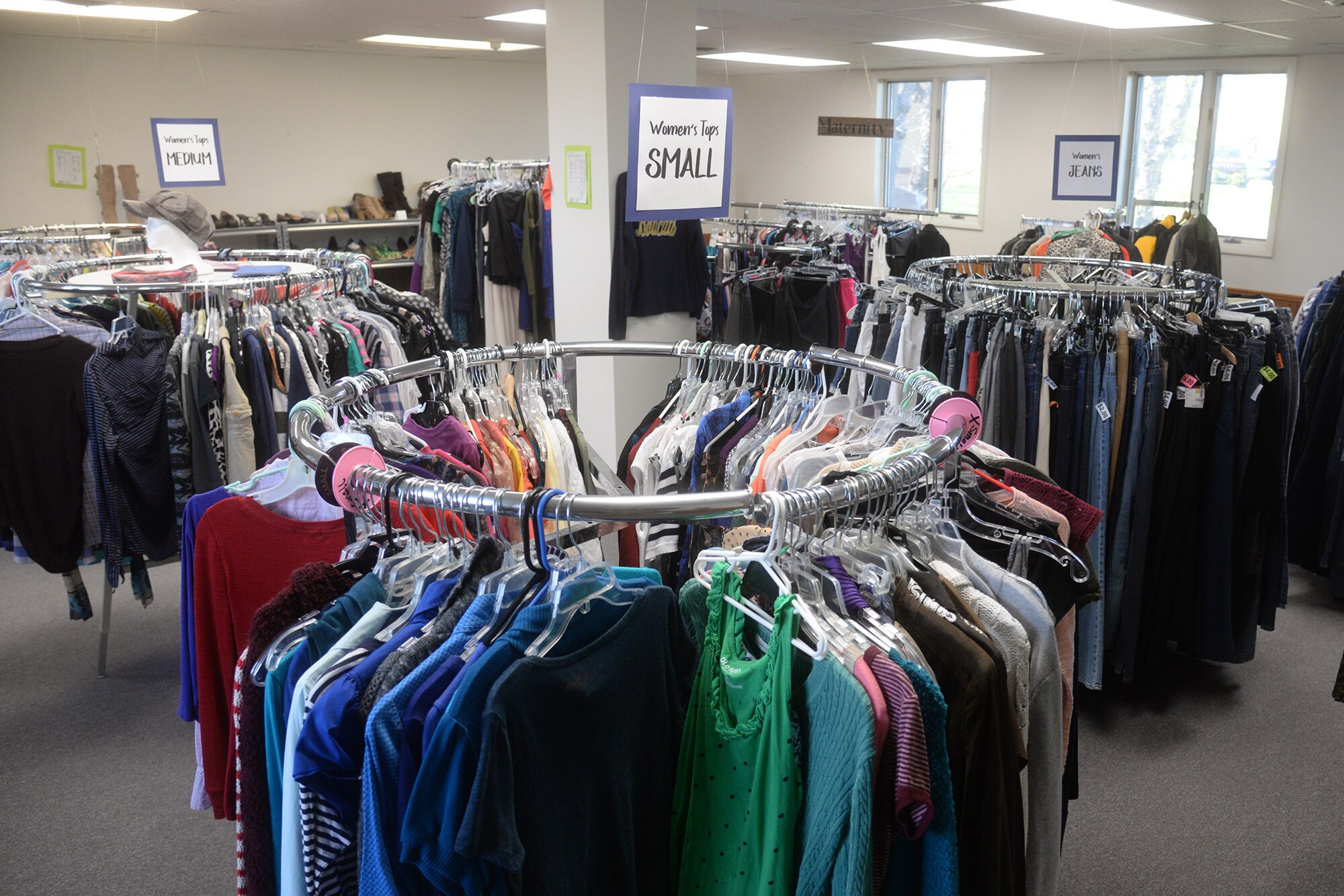 The store is a nonprofit organization that provides monetary funds for military dependents’ educational scholarships and community welfare.