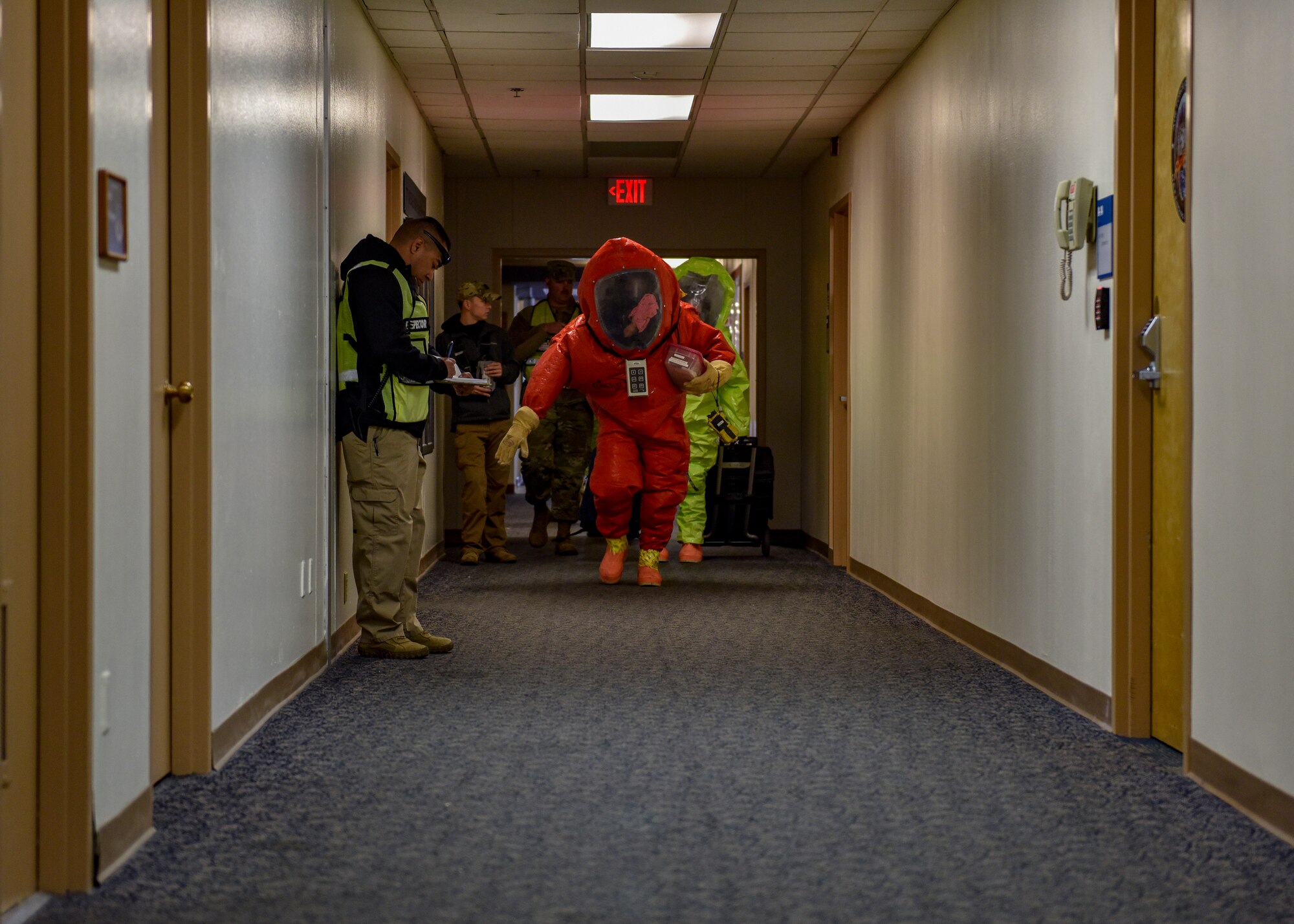 Participants in exercise Global Thunder respond to a simulated chemical, biological, radiological, nuclear and high–yield explosive emergency at Kirtland Air Force Base, N.M., Oct. 24, 2019. Global Thunder is an annual command and control exercise that provides training opportunities for all of U.S. Strategic Command’s mission areas, tests joint and field training operations, and has a specific focus on nuclear readiness. (U.S. Air Force photo by Airman 1st Class Austin J. Prisbrey)