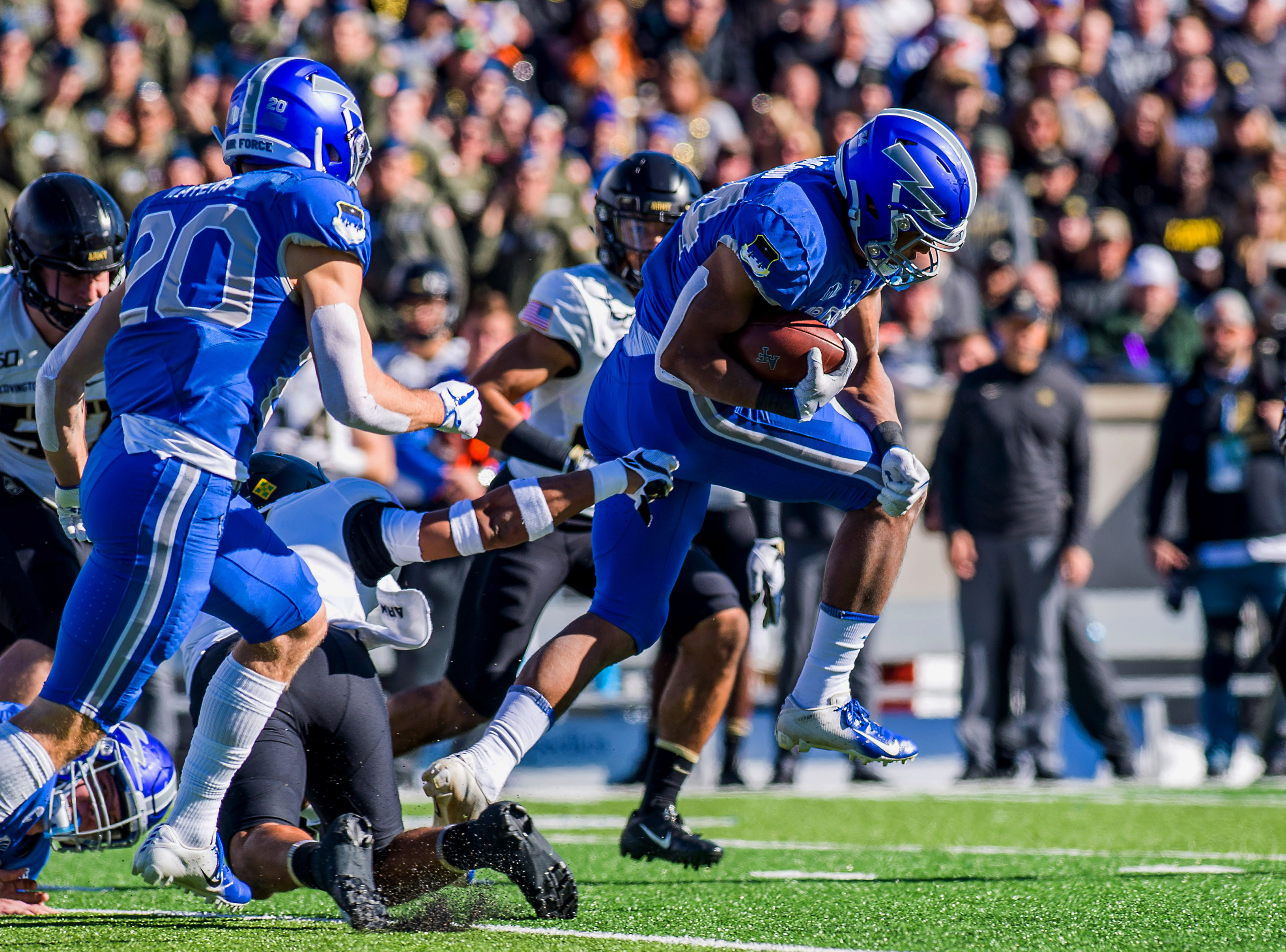 Air Force Defeats Army In Thriller Game 17 13 United States Air Force Academy Air Force Academy News