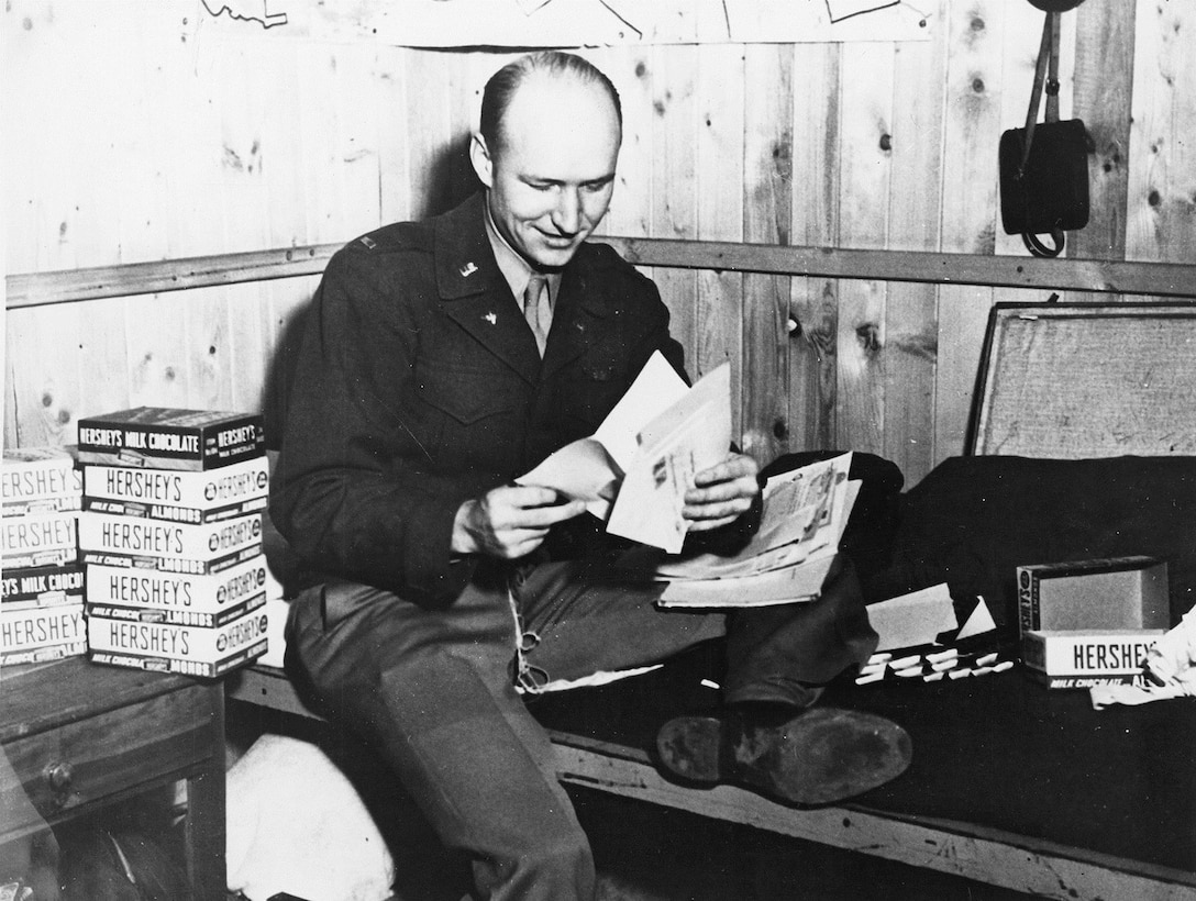 Then-Lt. Gail S. Halvorsen was so impressed by a group of polite German youngsters watching Berlin Airlift operations from outside the fence of the Tempelhof airdrome, he promised to drop candy to them. He used handkerchiefs and scraps of cloth as miniature parachutes, and word of his personal humanitarian mission spread to the United States. Halvorsen, who earned the nickname “Candy Bomber,” received the 1948 Cheney Award in recognition of his action. (U.S. Air Force photo)