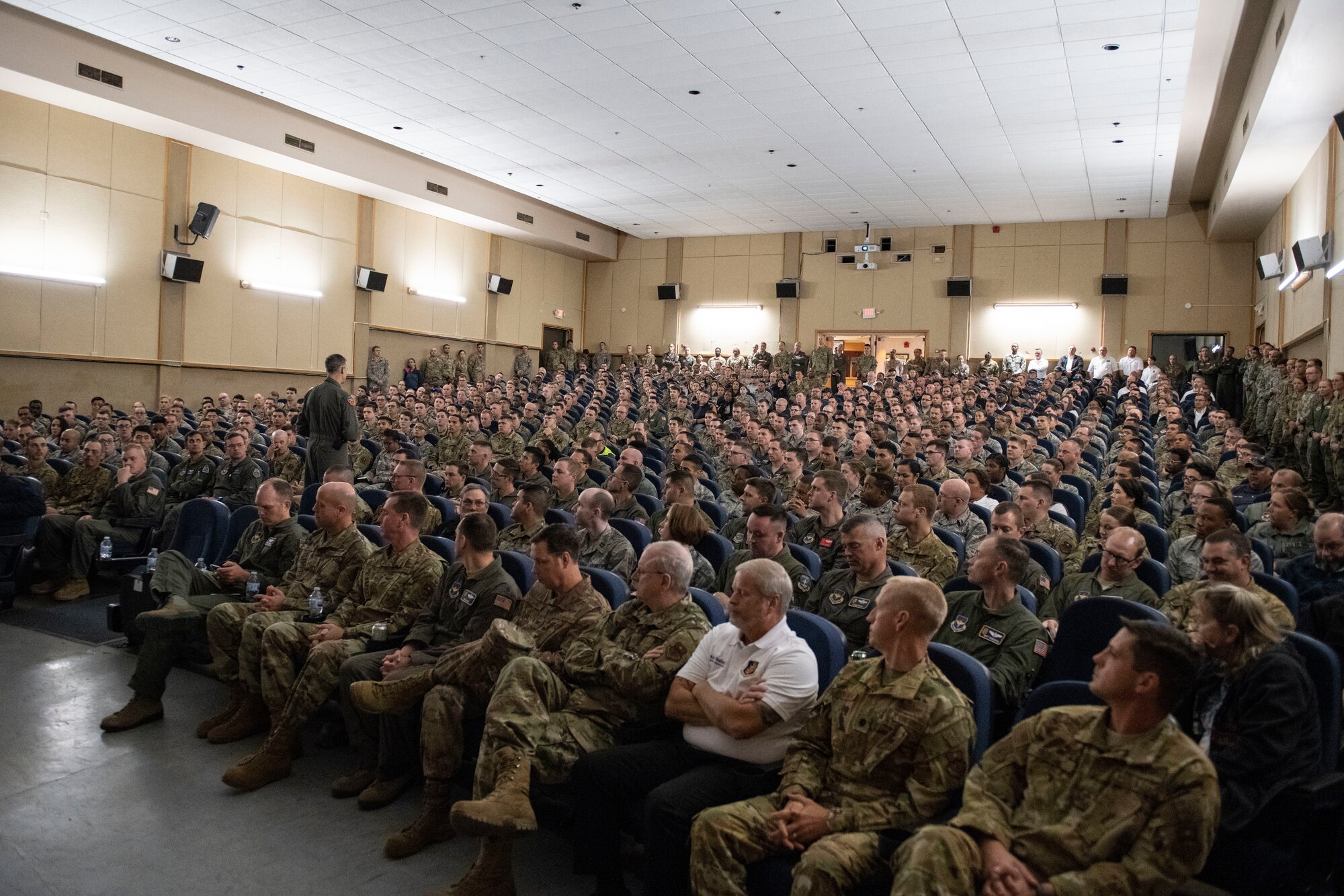 Mobility’s Hometown welcomed distinguished guests, Maj. Gen. Craig Wills and Chief Master Sgt. Erik Thompson.
