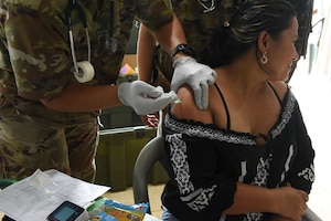 Army Reserve, Ministry of Health partner to bring medical care to Cortés