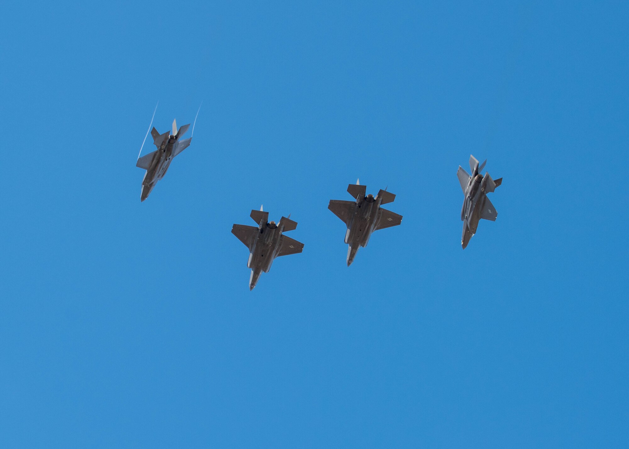 ASU, ISM Raceway honors Luke Airmen during Veteran’s weekend ceremonies