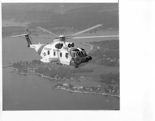 USCG HH-3 overflies wreck of SS ARGO MERCHANT