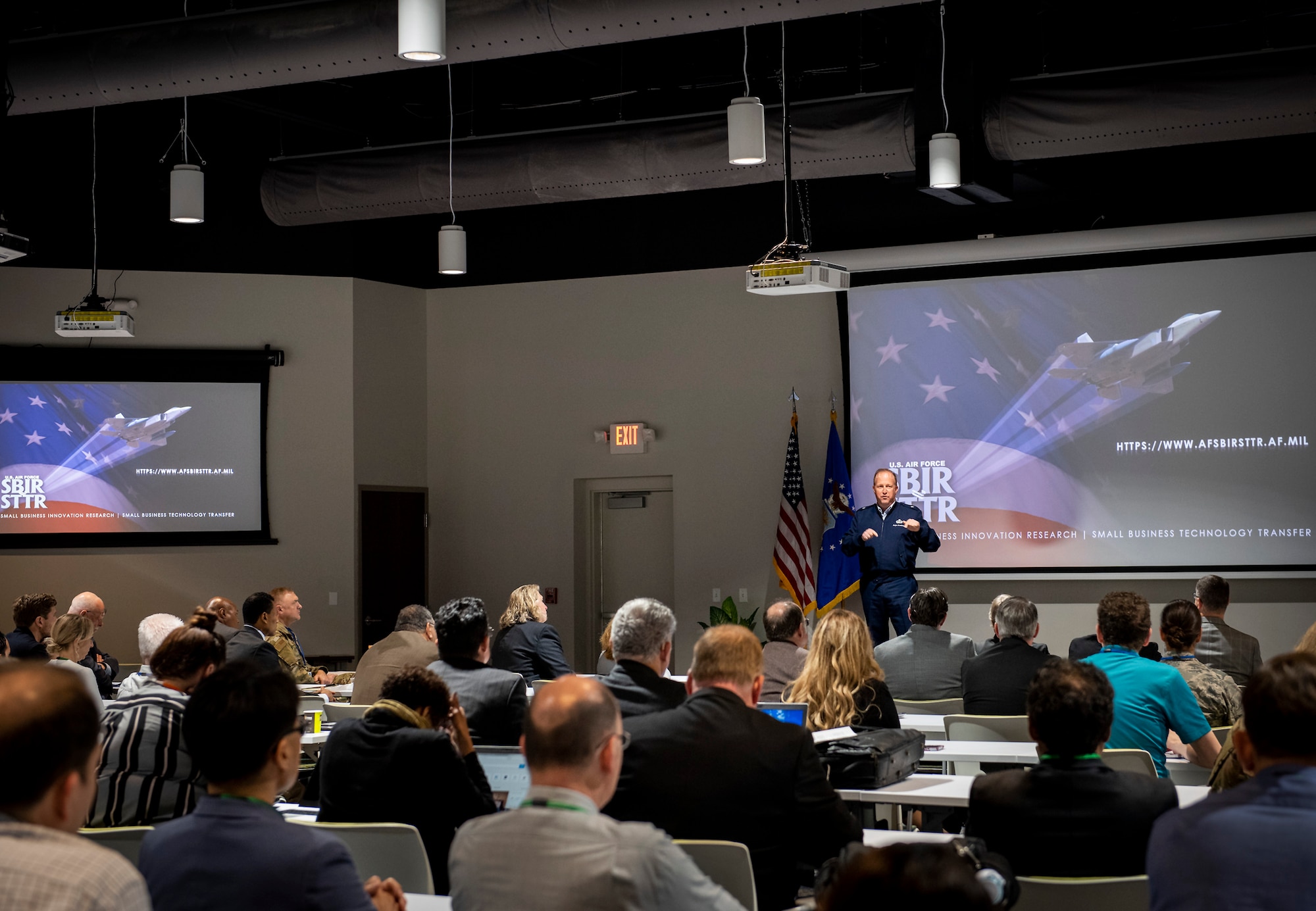 The Air Force holds the first-ever Hypersonics Pitch Day on November 7, 2019 at the Doolittle Institute in Niceville, Florida.The purpose of Air Force “pitch days” is to do business at the speed of ideas by inspiring and accelerating startup and small business creativity toward answering national security challenges.