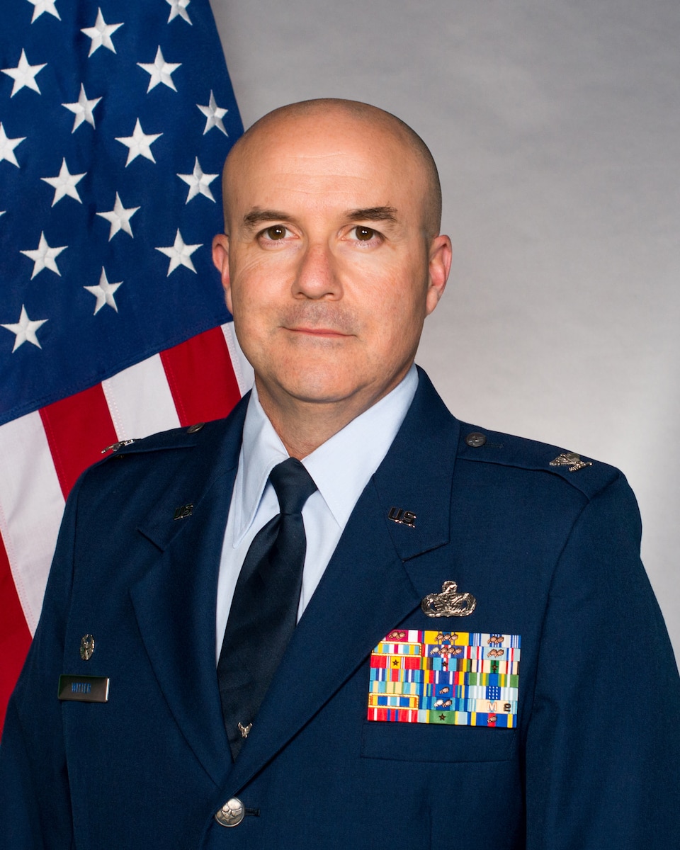 Col. Christopher D. Witter, 914 MSG