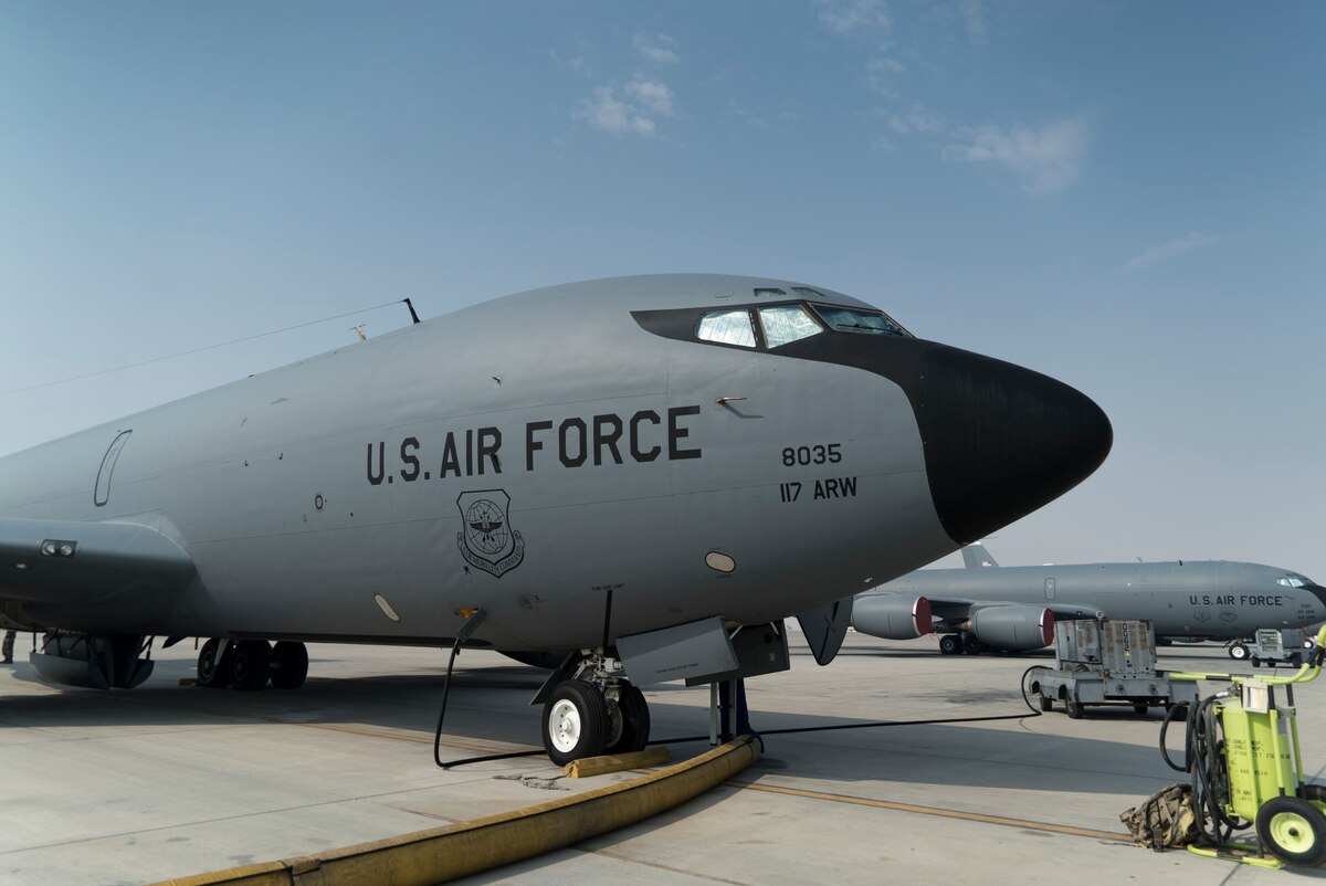Amazon.com: Inflight200 1:200 USA - Air Force Boeing KC-135R