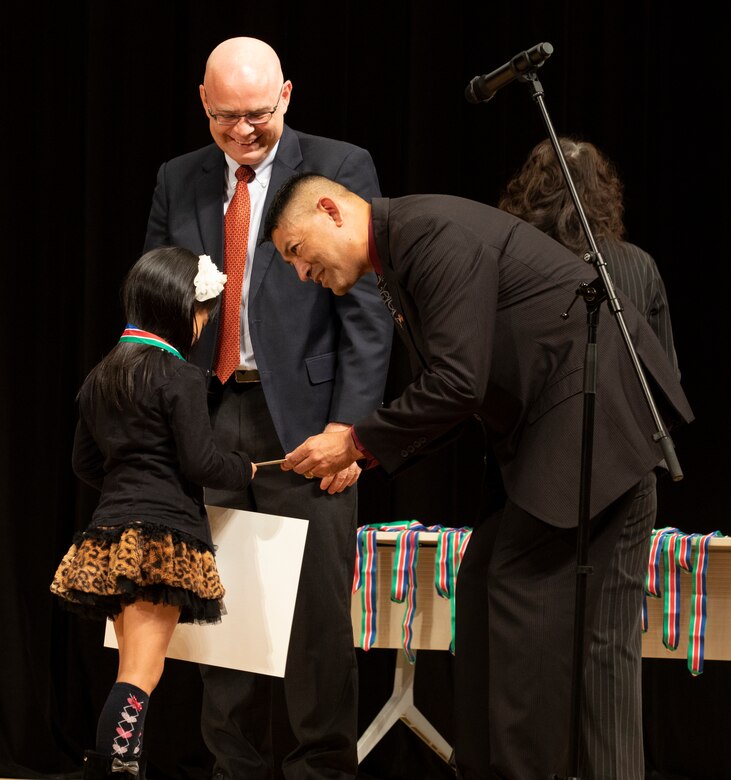 Japanese American Society Iwakuni hosts speech contest