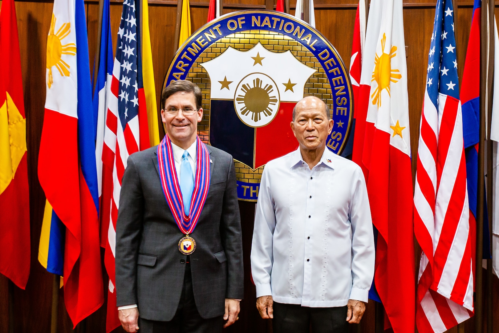 U.S. Secretary of Defense Visits the Philippines to Reaffirm Strong Bilateral Ties