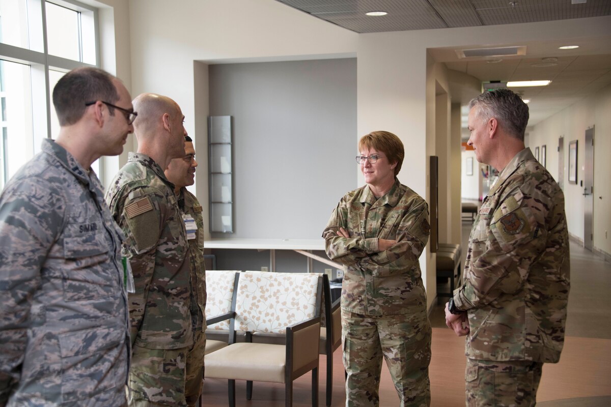 Lt. Gen. Hogg speaks to Airmen