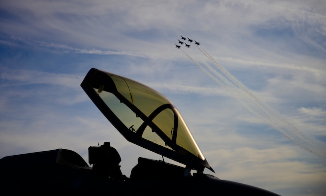 "Thunderbirds" perform during the final show of the 2019 season